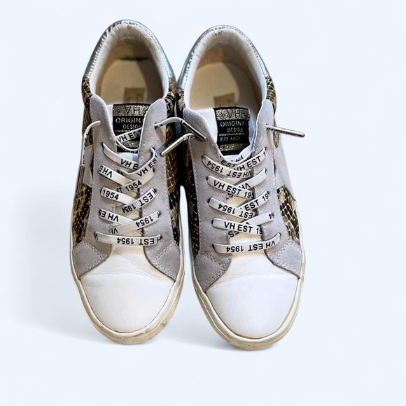 Vintage Havana Shoes - Vintage Havana Kate Sneakers Women Size
8.5 Snake Skin Star Silver Trainers
